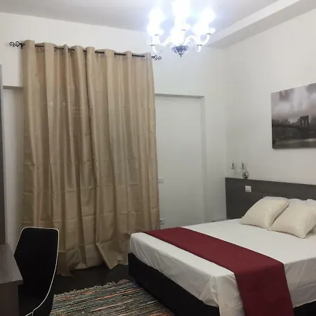 Hermes House * טרופאה