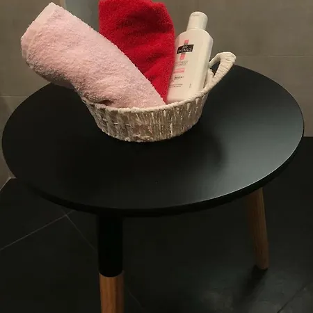 דירה Hermes House טרופאה