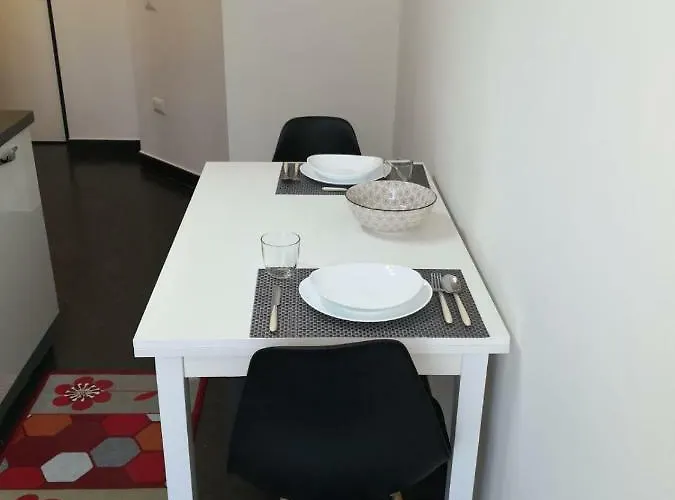 דירה Hermes House *