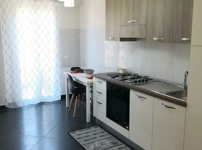 דירה Hermes House